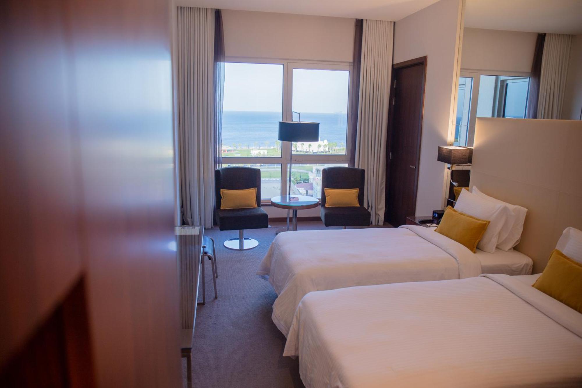 Centro Corniche Al Khobar By Rotana Hotel Exterior photo