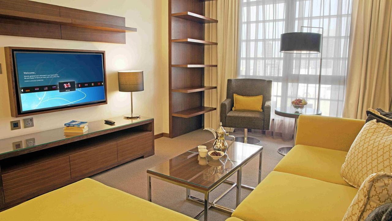 Centro Corniche Al Khobar By Rotana Hotel Exterior photo
