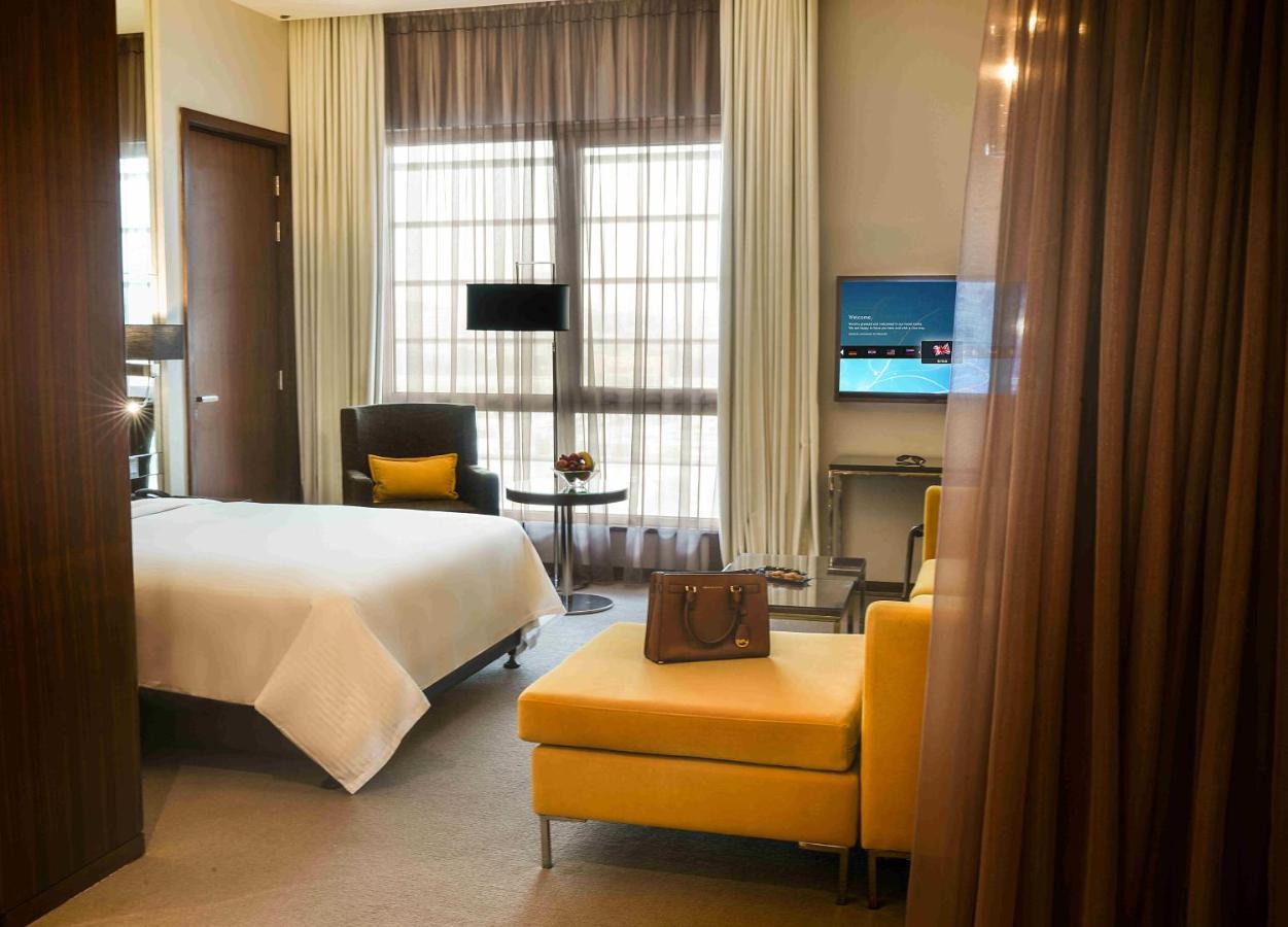Centro Corniche Al Khobar By Rotana Hotel Exterior photo