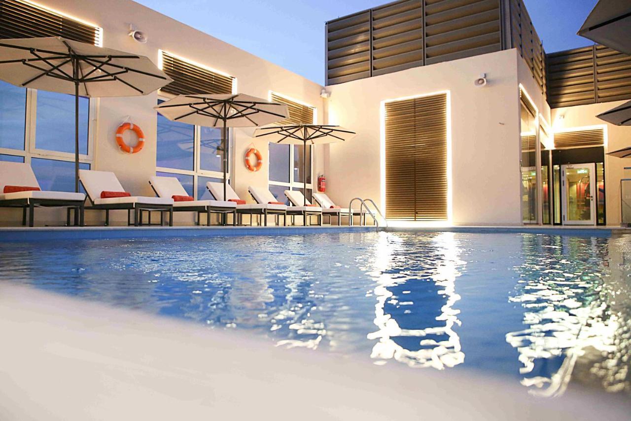 Centro Corniche Al Khobar By Rotana Hotel Exterior photo